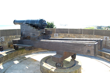 24 pounder cannon